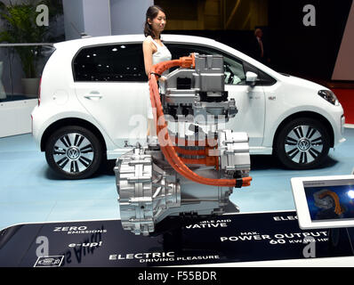 Tokyo, Japan. 28th Oct, 2015. The engine for e-up, Volkswagens concept electric car is exibited during a press preview of the Tokyo Motor Show on Wednesday, October 28, 2015. The biennial exhibition opens its door to the general public from October 30. Credit:  Natsuki Sakai/AFLO/Alamy Live News Stock Photo