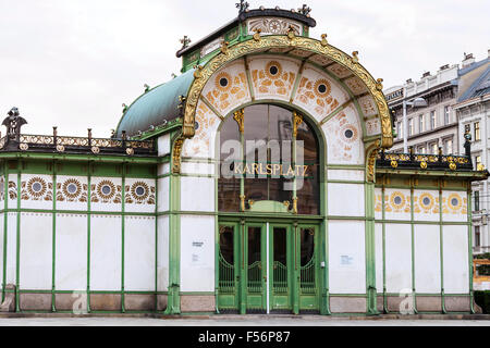VIENNA, AUSTRIA - SEPTEMBER 26, 2015: entrance in Karlsplatz Stadtbahn Station in Otto Wagner Pavilion. Otto Wagner, architect o Stock Photo
