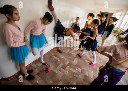 First year students rest during break in Bishkek choreographic school by Bazarbaev, Bishkek, Kyrgyzstan Stock Photo