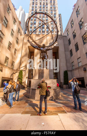 Rockefeller Center Statue of Atlas, Fifth Avenue, Manhattan, New York City, United States of America. Stock Photo