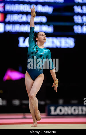 Glasgow, UK. 29th Oct, 2015. ISABELA ONYSHKO from Canada competes on floor during the All-Around finals of the 2015 World Gymnastics Championships held in Glasgow, United Kingdom. Credit:  Amy Sanderson/ZUMA Wire/Alamy Live News Stock Photo