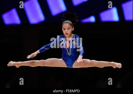 Glasgow, UK. 29th Oct, 2015. CHUNSONG SHANG from China competes on beam during the All-Around finals of the 2015 World Gymnastics Championships held in Glasgow, United Kingdom. Credit:  Amy Sanderson/ZUMA Wire/Alamy Live News Stock Photo