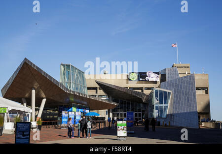 General view of the New England Aquarium in Boston, Massachusetts on a sunny day. Stock Photo