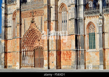 Portugal: Detail of the main facade of Monastery Santa Maria da Vitoria in Batalha Stock Photo