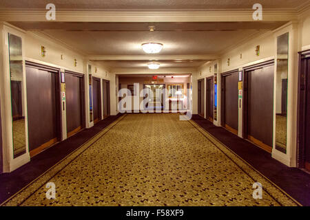 Lift reception area, 10th Floor Hotel Pennsylvania, 7th Avenue , new York city, United states of America.