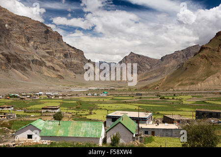 India, Himachal Pradesh, Spiti Valley, Losar village, farmhouses amongst barley fields Stock Photo