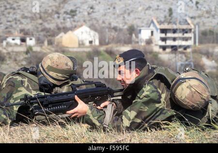 NATO intervention in Bosnia Herzegovina, navy infantrymen of S.Marco battalion near Mostar Stock Photo