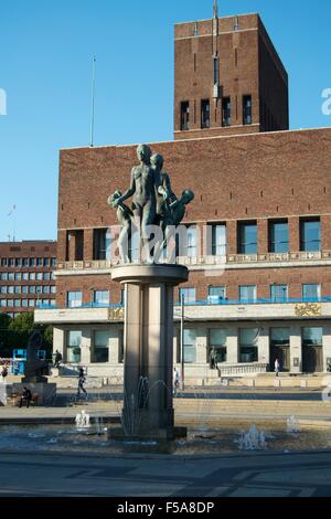 Oslo City Hall harbor building landmark monument Stock Photo - Alamy