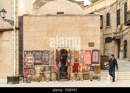 Curio shop in the Old Town (İcheri Sheher) in Baku, capital of Azerbaijan. Stock Photo