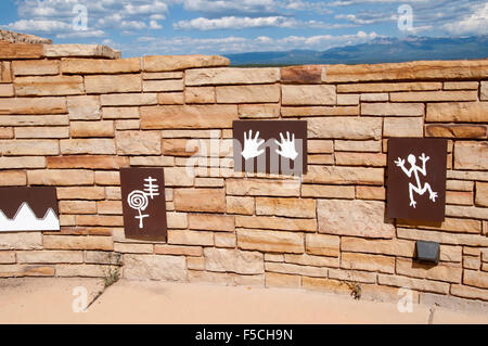 Commemorative wall and Statue of the Pueblo Indians in the Mesa Verde Nation Park near Taos New Mexico Stock Photo