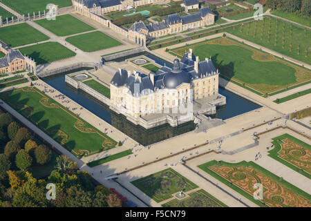 AERIAL VIEW. Castle and gardens of Vaux-le-Vicomte. Maincy, Seine-et-Marne, Île-de-France, France. Stock Photo