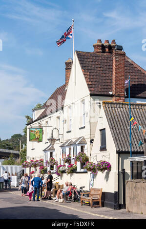 16th Century The Crooked Billet Pub, High Street, Old Leigh, Leigh-on ...