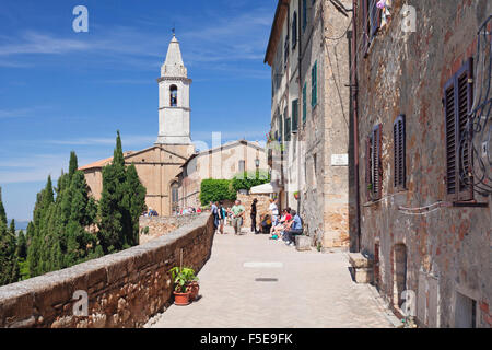 Santa Maria Assunta Cathedral, Pienza, Val d'Orcia (Orcia Valley), UNESCO World Heritage Site, Siena Province, Tuscany, Italy Stock Photo