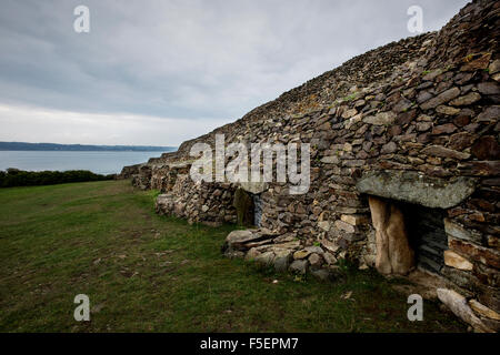 Barnenez. Cairn de Barnenez, Kernelehen peninsular,Brittany,France. Oct 2015. The Cairn of Barnenez is a Neolithic monument Stock Photo