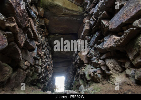 Barnenez. Cairn de Barnenez, Kernelehen peninsular,Brittany,France. Oct 2015. The Cairn of Barnenez is a Neolithic monument Stock Photo