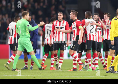 Eindhoven, The Netherlands. 03rd Nov, 2015. Eindhoven players celebrate after the UEFA Champions League Group B soccer match between PSV Eindhoven and VfL Wolfsburg at the PSV Stadium in Eindhoven, The Netherlands, 03 November 2015. Photo: Maja Hitij/dpa/Alamy Live News Stock Photo