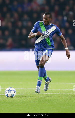 Eindhoven, The Netherlands. 03rd Nov, 2015. Josuha Guilavogui of Wolfsburg plays the ball during the UEFA Champions League Group B soccer match between PSV Eindhoven and VfL Wolfsburg at the PSV Stadium in Eindhoven, The Netherlands, 03 November 2015. Photo: Maja Hitij/dpa/Alamy Live News Stock Photo