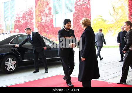 Berlin, Germany. 04th Nov, 2015. Bolivian President Juan Evo Morales Ayma meets Chancellor Angela Merkel for official visit to Germany, received with military honours at Credit:  Jakob Ratz/Pacific Press/Alamy Live News Stock Photo