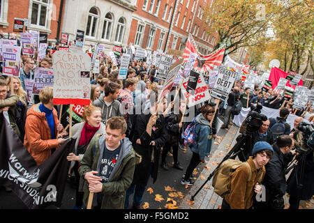 London, UK. 04th Nov, 2015. A student march against fees and many other issues starts in Malet Street and heads for Westminster via the West End. Credit:  Guy Bell/Alamy Live News Stock Photo