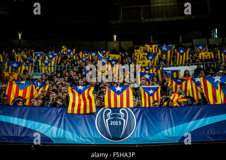 Barcelona, Spain. 4th November, 2015. FC Barcelona fans exhibit the 'estelada' flag at the beginning of the Champions League match between FC Barcelona and FC BATE Borisov at the Camp Nou stadium in Barcelona Credit:  matthi/Alamy Live News Stock Photo