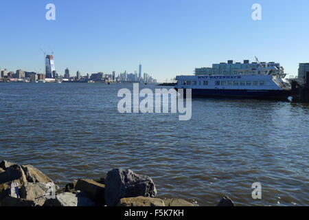 NY Waterway Ferry on Hudson River Stock Photo