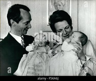 1968 - Princess Irene And Twins: Princess Irene of the Netherlands and her husband Prince Carlos Hugo of Bourbon-Parma, pictured recently at Soestdijk Palace, where they have been staying, with their twins, Princess Marguerita and Prince Jaime Bernardo, who were born last October. © Keystone Pictures USA/ZUMAPRESS.com/Alamy Live News Stock Photo