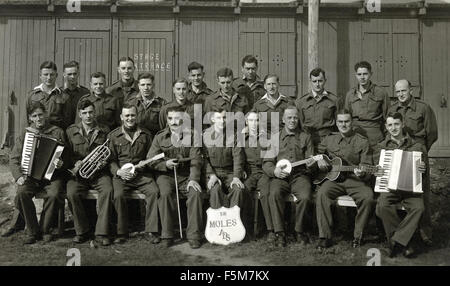 WW2 - British Prisoners of War at Stalag XXI-D, a German World War II ...