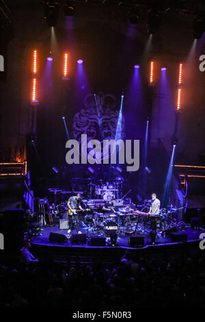 Manchester, UK. 6th November, 2015. Flawes perform live in Manchester at Albert Hall supporting Ella Eyre. Credit:  Simon Newbury/Alamy Live News Stock Photo