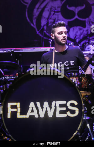 Manchester, UK. 6th November, 2015. Flawes perform live in Manchester at Albert Hall supporting Ella Eyre. Credit:  Simon Newbury/Alamy Live News Stock Photo