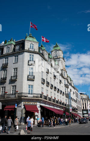 Norway, Oslo, Karl Johans Gate. Grand Hotel, best known as the annual venue of the Nobel Peace Prize award winners. Stock Photo