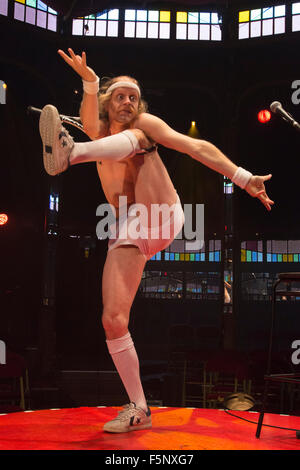 Captain Frodo, contortion with a tennis raquet. The Olivier Award winning show La Soiree returns to the La Soiree Spiegeltent at Southbank Centre for a sixth season from 27 October 2015 to 17 January 2016. Stock Photo