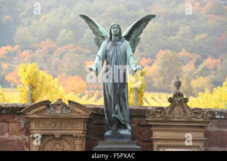 Cemetery angel, Weinstrasse, autumn, Germany. Stock Photo