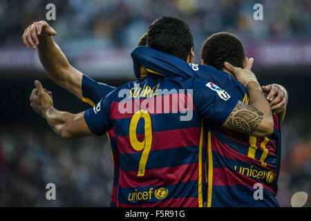 Barcelona, Catalonia, Spain. 8th Nov, 2015. FC Barcelona's forward SUAREZ celebrates his goal with team mates in the league match between FC Barcelona and Villarreal CF at the Camp Nou stadium in Barcelona Credit:  Matthias Oesterle/ZUMA Wire/Alamy Live News Stock Photo