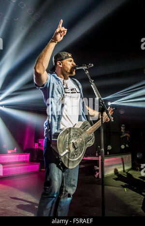 Detroit, Michigan, USA. 7th Nov, 2015. CHASE RICE performing on his ''JD and Jesus'' Tour at The Fillmore in Detroit, MI on November 7th 2015 Credit:  Marc Nader/ZUMA Wire/Alamy Live News Stock Photo