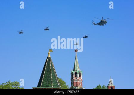 A Russian Mi-26 followed by 2 Ka-50 and 2 Ka-52 helicopters during the 2009 Moscow Victory Day Parade in Moscow, Russia Stock Photo