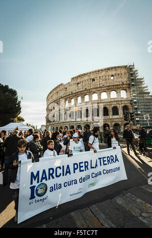 Rome, Italy. 08th Nov, 2015. Hundreds of people take part in a 'March for the Earth' to show support for Pope Francis' call for climate action in Rome. International organizations, civil society, associations, communities, and citizens from all over the world march together in support of Pope Francis' message in defense of the weakest and 'for the care for our common home' leading up to the UN Climate Conference (COP21) in Paris. Credit:  Giuseppe Ciccia/Pacific Press/Alamy Live News Stock Photo