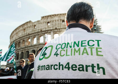 Rome, Italy. 08th Nov, 2015. Hundreds of people take part in a 'March for the Earth' to show support for Pope Francis' call for climate action in Rome. International organizations, civil society, associations, communities, and citizens from all over the world march together in support of Pope Francis' message in defense of the weakest and 'for the care for our common home' leading up to the UN Climate Conference (COP21) in Paris. Credit:  Giuseppe Ciccia/Pacific Press/Alamy Live News Stock Photo