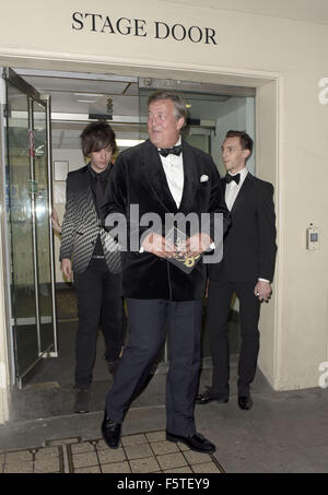 Stephen Fry and partner leaving via stage door  Featuring: Stephen Fry Where: London, United Kingdom When: 08 Sep 2015 Stock Photo