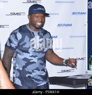 50 Cent signs his Studio Mastered Sound Headphones by Curtis '50 Cent' Jackson at Adorama in New York City  Featuring: 50 Cent, Curtis James Jackson III Where: Manhattan, New York, United States When: 10 Sep 2015 Stock Photo