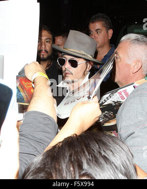 Johnny Depp greets fans outside the Roxy in Hollywood  Featuring: Johnny Depp Where: Los Angeles, California, United States When: 16 Sep 2015 Stock Photo