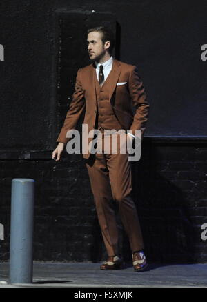 Ryan Gosling sports a vintage brown suit for a scene in 'La La Land,' currently filming in Hollywood  Featuring: Ryan Gosling Where: Los Angeles, California, United States When: 19 Sep 2015 Stock Photo