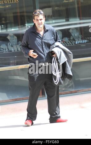 Jason Davis goes shopping in Beverly Hills in ill fitting trousers and red shoes  Featuring: Jason Davis Where: Los Angeles, California, United States When: 21 Sep 2015 Stock Photo