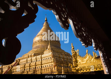 Shwezigon Pagoda in Bagan archeological site Stock Photo