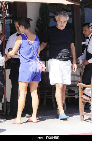 Andrea Bocelli and his wife Veronica Berti have lunch together at Il Pastaio in Beverly Hills  Featuring: Andrea Bocelli, Veronica Berti Where: Beverly Hills, California, United States When: 25 Sep 2015 Stock Photo