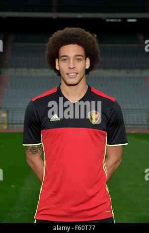Brussels, Belgium. 10th Nov, 2015. The Belgium mens national football team in official photoshoot for newly introduced Adidas kit. Axel Witsel Credit:  Action Plus Sports/Alamy Live News Stock Photo