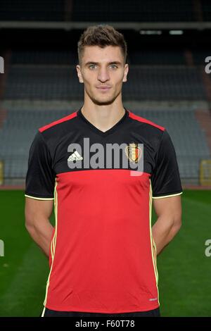 Brussels, Belgium. 10th Nov, 2015. The Belgium mens national football team in official photoshoot for newly introduced Adidas kit. Thomas Meunier Credit:  Action Plus Sports/Alamy Live News Stock Photo