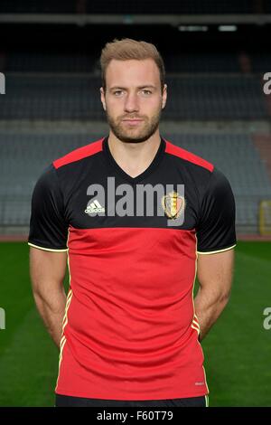 Brussels, Belgium. 10th Nov, 2015. The Belgium mens national football team in official photoshoot for newly introduced Adidas kit. Laurent Depoitre Credit:  Action Plus Sports/Alamy Live News Stock Photo