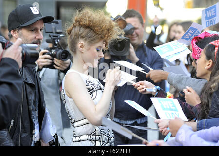 WE Day arrival at Air Canada Centre in Toronto.  Featuring: Kiesza Where: Toronto, Canada When: 01 Oct 2015 Stock Photo