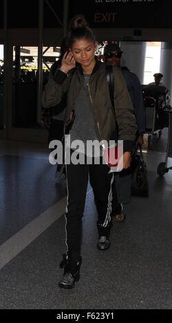 Zendaya departs from Los Angeles International Airport (LAX) Featuring:  Zendaya Where: Los Angeles , California, United States When: 01 Oct 2015  Stock Photo - Alamy