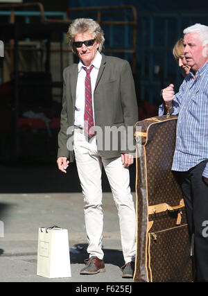 Rod Stewart outside ITV Studios  Featuring: Rod Stewart Where: London, United Kingdom When: 02 Oct 2015 Stock Photo